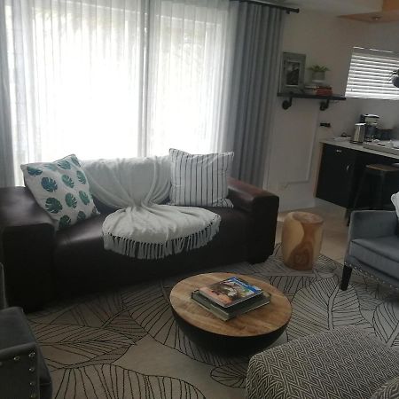 Waterfront Estate Self Catering F10 Appartement Swakopmund Buitenkant foto