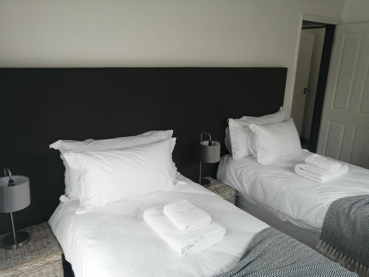 Waterfront Estate Self Catering F10 Appartement Swakopmund Buitenkant foto
